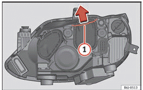 Seat Ibiza. Cambiar las lámparas del faro doble
